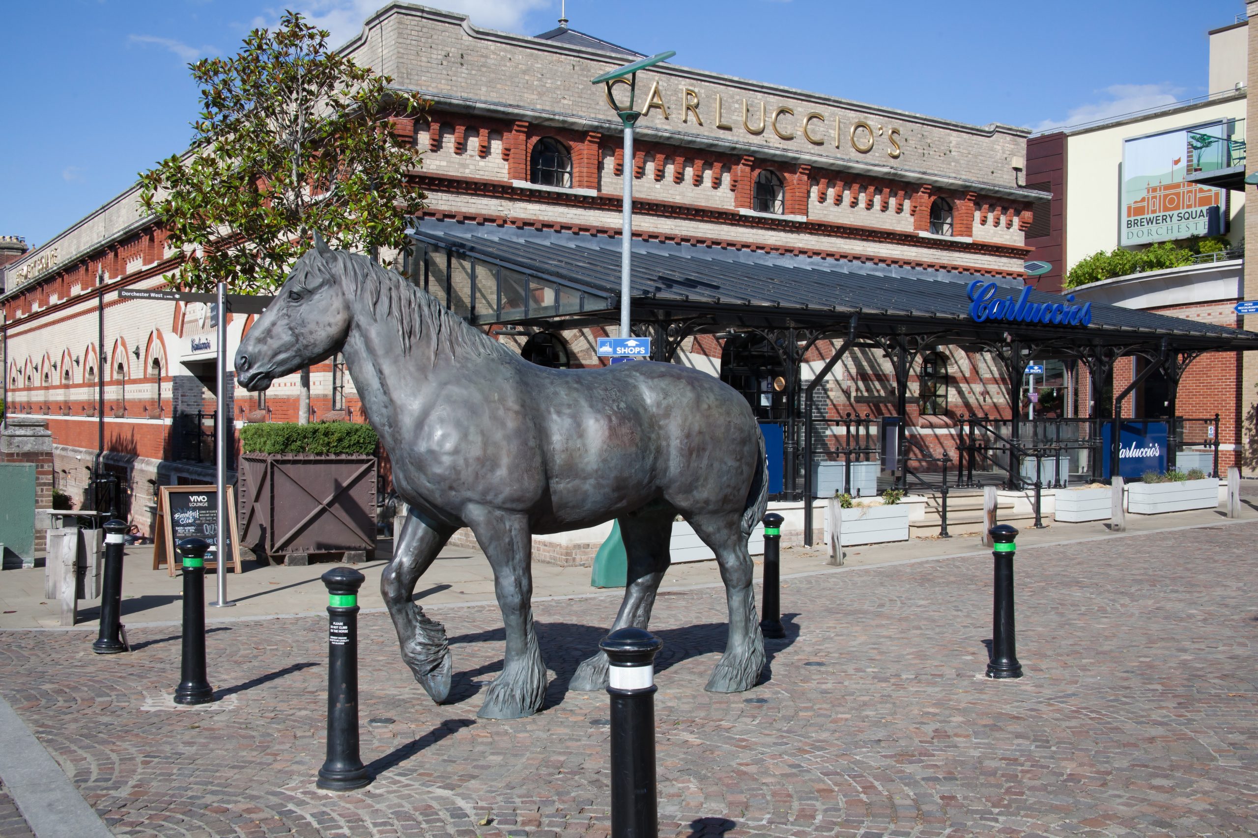 Dorchester,,Dorset,,Uk,07,20,2020,Brewery,Square,With,An
